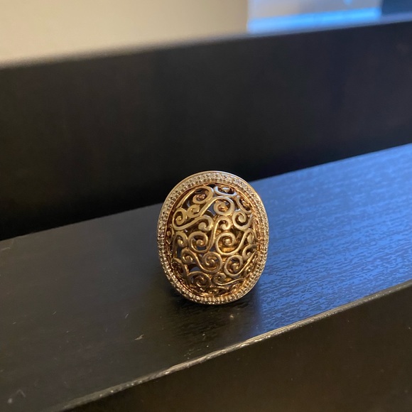 Vintage Gold Ring - Picture 3 of 4